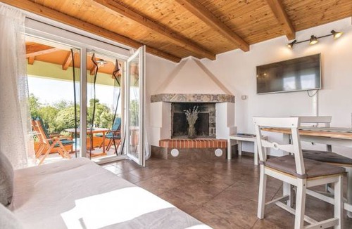 Diminici House | 2 bedroom accommodation in Koromacno