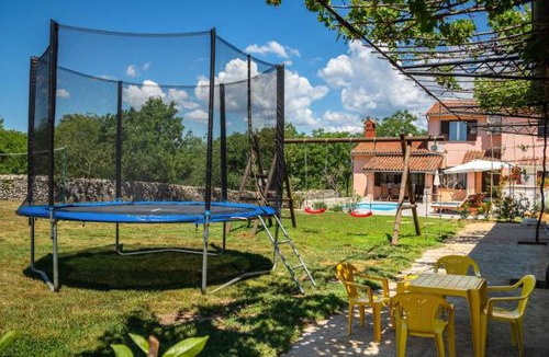 Filipana House | 2 bedroom accommodation in Marcana