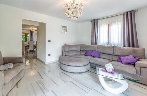Puntera House | 2 bedroom accommodation in Barban