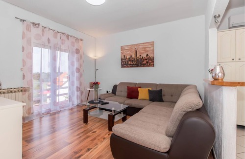Praputnjak House | 2 bedroom accommodation in Krasica