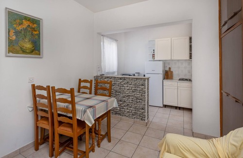 Banjol Apartment | 2 bedroom accommodation in Rab
