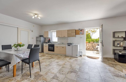 Veli Losinj Apartment | 2 bedroom awesome apartment in Veli Losinj