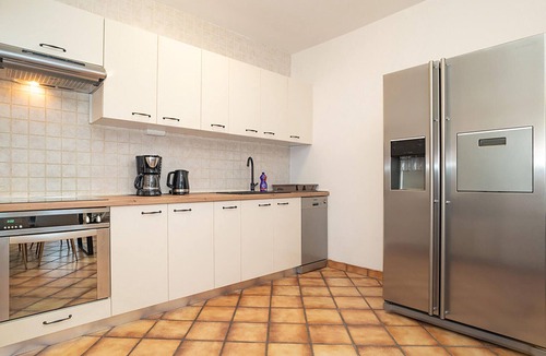 Veprinac Apartment | 2 bedroom cozy apartment in Veprinac