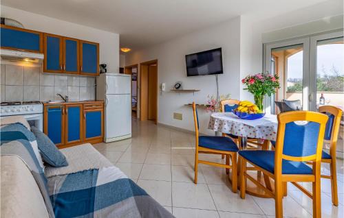 Medulin Apartment | 2 Bedroom Cozy Apartment In Medulin