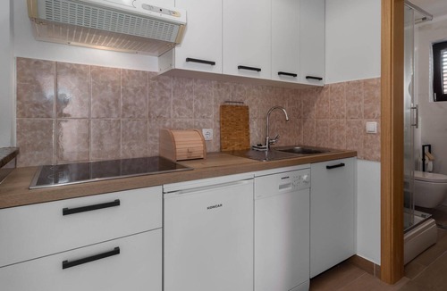 Jadranovo Apartment | 2 bedroom gorgeous apartment in Jadranovo