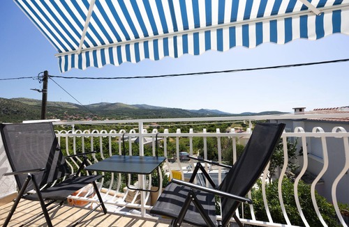 Gustirna Apartment | 2 bedroom lovely apartment in Gustirna