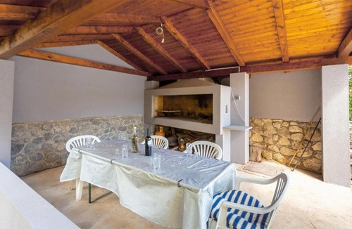 Buzdohanj Apartment | 2 Bedroom Nice Apartment In Cernik
