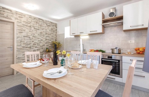 Bakar House | 2 bedroom pet friendly home in Skrljevo