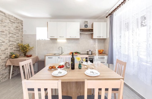 Bakar House | 2 bedroom pet friendly home in Skrljevo