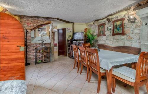 Vinodolska opcina Apartment | 2 Bedroom Stunning Apartment In Grizane