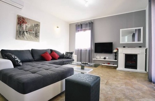 Rebici Villa | 2 houses with pool on the east coast of Istria