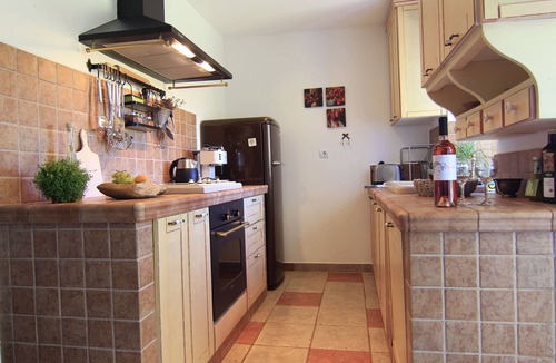 Dol House | 200 year old Mediterranean stone house recommended by The Sunday Times