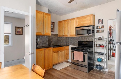 Corcoran Apartment | 2BR Apartment Near Downtown with Workspace - Snapdragon