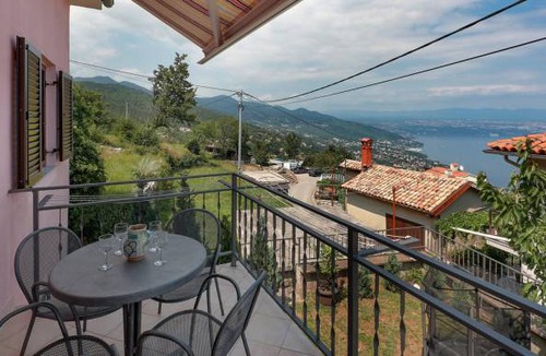 Tulisevica House | 3 bedroom accommodation in Lovran