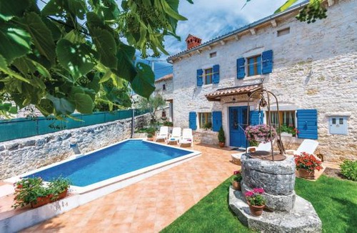Orbanici House | 3 bedroom accommodation in Orbanici
