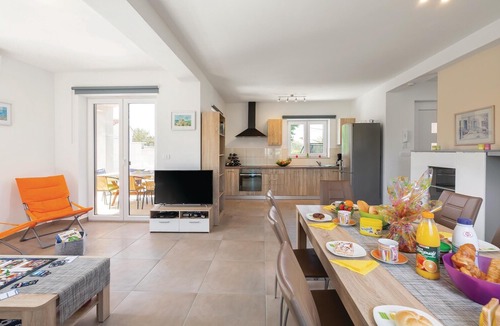 Mali Vareski House | 3 bedroom accommodation in Peruski