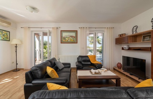 Rogocana House | 3 bedroom amazing home in Breg Ivanovci