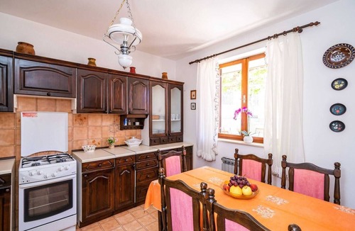 Gornji Kono House | 3-bedroom apartment in charming Dubrovnik with WiFi, AC