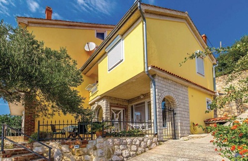 Supetarska Draga Apartment | 3 bedroom stunning apartment in Supetarska Draga