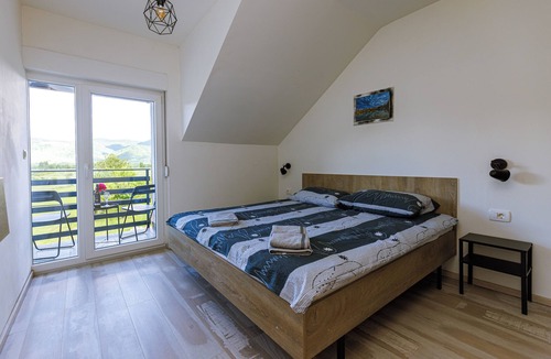 Lic Villa | 3-bedroom Villa in Lič - Fužine