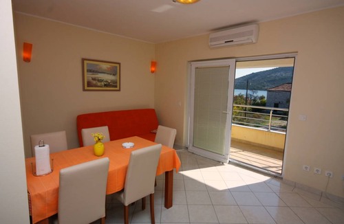 Vinisce Apartment | 39 m² Apartment ∙ 2 bedrooms ∙ 5 guests