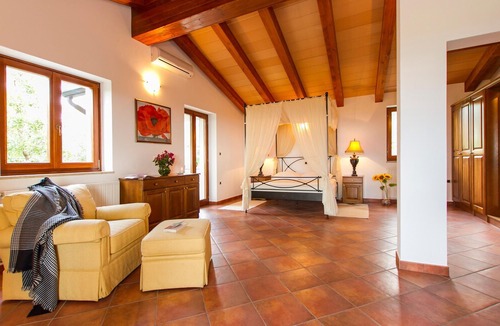 Stanisovi House | 4 bedroom accommodation in Koromacno