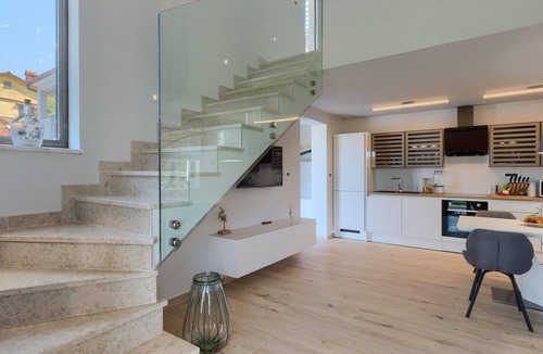 Lindar House | 4 bedroom accommodation in Pazin