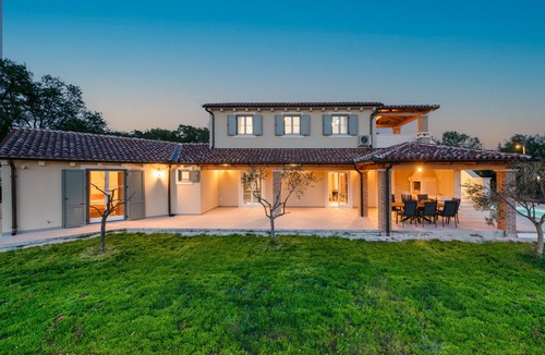 Kavran Villa | 4 Bedroom Villa in Kavran