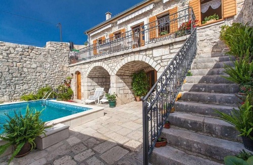 Selce Villa | 4 bedrooms Villa Ljuba with pool in Crikvenica, 6+2 person