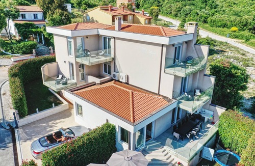 Peruski Villa | * 4 star Villa Mima pool sea view air conditioning 5 bedrooms 6 bathrooms *