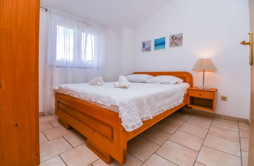 Poljica Apartment | 40 m² Apartment ∙ 1 bedroom ∙ 4 guests