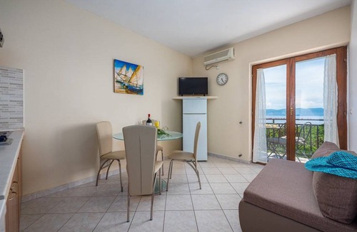 Drenje Apartment | 40 m² Apartment ∙ 2 bedrooms ∙ 4 guests