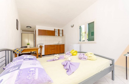 Stomorska Apartment | 40 m² Apartment ∙ 2 guests