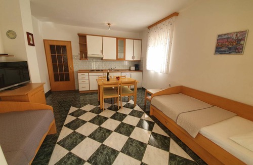 Jadranovo Apartment | 45 m² Apartment ∙ 1 bedroom ∙ 4 guests