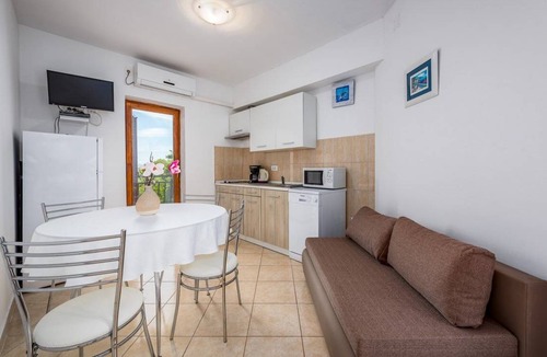 Drenje Apartment | 45 m² Apartment ∙ 2 bedrooms ∙ 4 guests