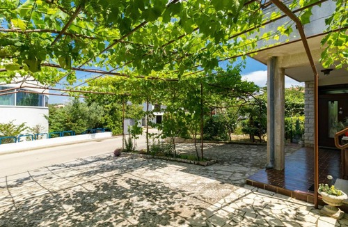 Pjescana Uvala Apartment | 48 m² Apartment ∙ 2 bedrooms ∙ 4 guests