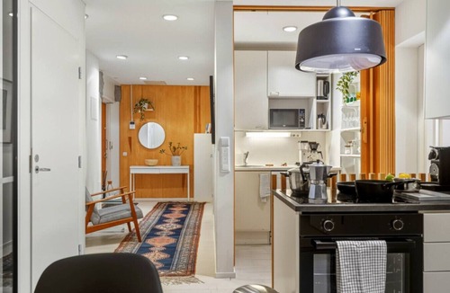 Kamppi Apartment | 4BR | City Centre | Quiet Windows | Stockmann 50m