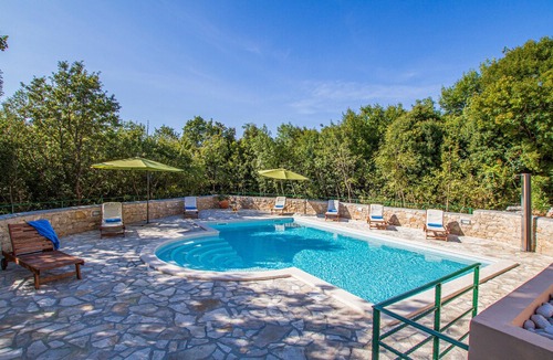 Stanisovi House | 5 bedroom accommodation in Koromacno