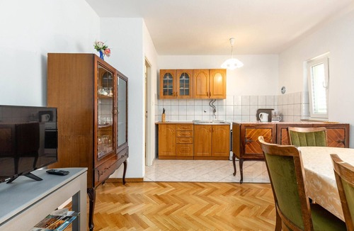 Klenovica House | 5 bedroom amazing home in Klenovica