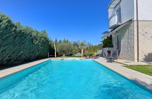 Pjescana Uvala Villa | 5Bed Villa-Sleeps 10- Pool, Parking, Near the Sea