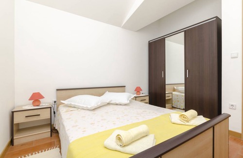 Splitska Apartment | 60 m² Apartment ∙ 2 bedrooms ∙ 5 guests