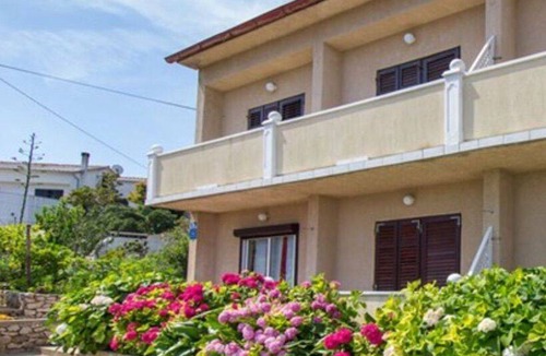 Veli Losinj Apartment | 60 m² Apartment ∙ 1 bedroom ∙ 3 guests