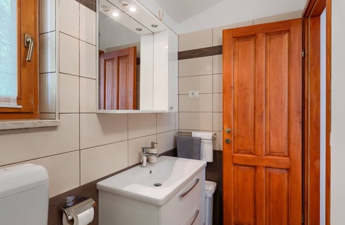 Divsici House | 66 m² House ∙ 1 bedroom ∙ 4 guests