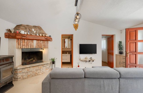 Divsici House | 66 m² House ∙ 1 bedroom ∙ 4 guests