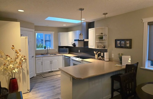 Regional District of Nanaimo House | A Walk to the Harborfront