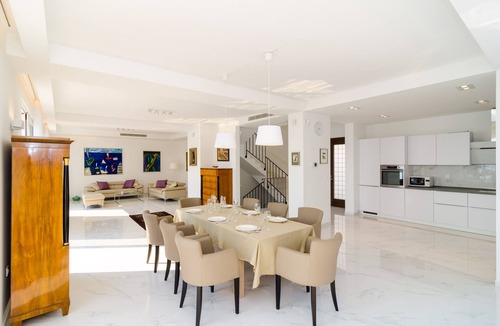 Mlini House | A wonderful poolside, 5 bedroom villa, ideal for your family vacation!
