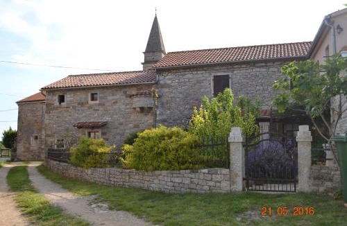 Zrenj House | Agroturizam Nežić