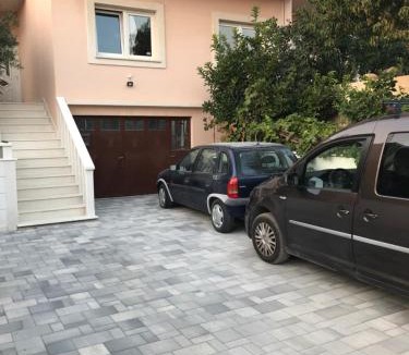Kastel Sucurac Apartment | Albatros