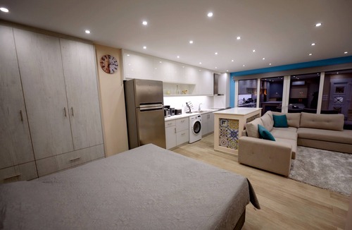 Pothia Apartment | All that you need right at your doorstep.