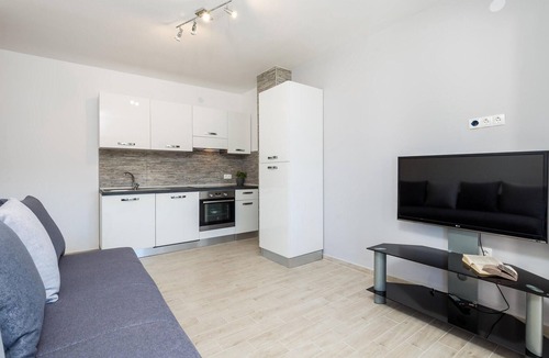 Stara Novalja Apartment | Amazing apartment in Stara Novalja with WiFi